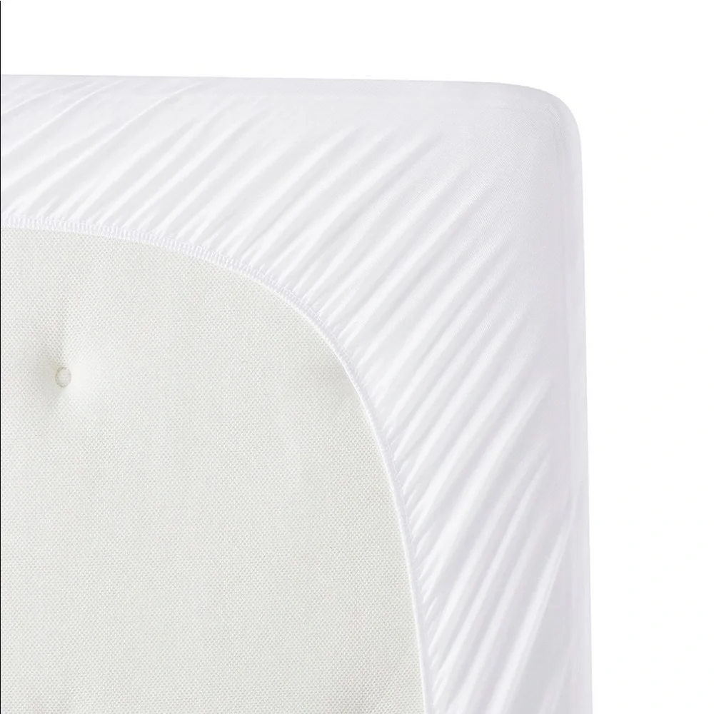 Serta Luxury Firm Antimicrobial Mattress Pad 300 Threadcount, Queen